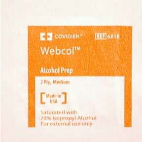 Covidien Webcol Alcohol Prep P03-0124802-8000 - 1 sterile 2-ply pad in individually sealed travel size package.